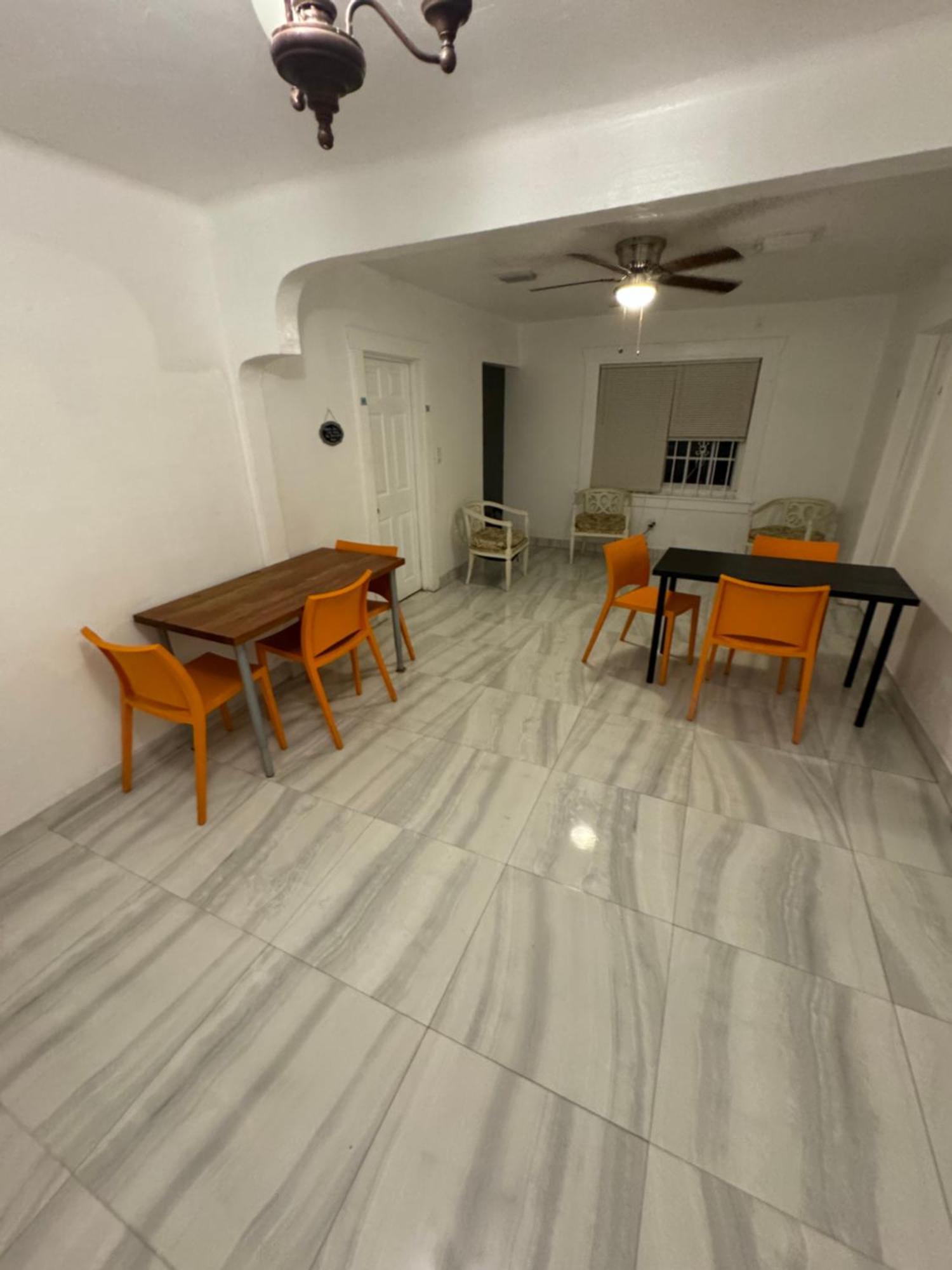 Parnasus Wynwood Hostel Miami Exterior photo